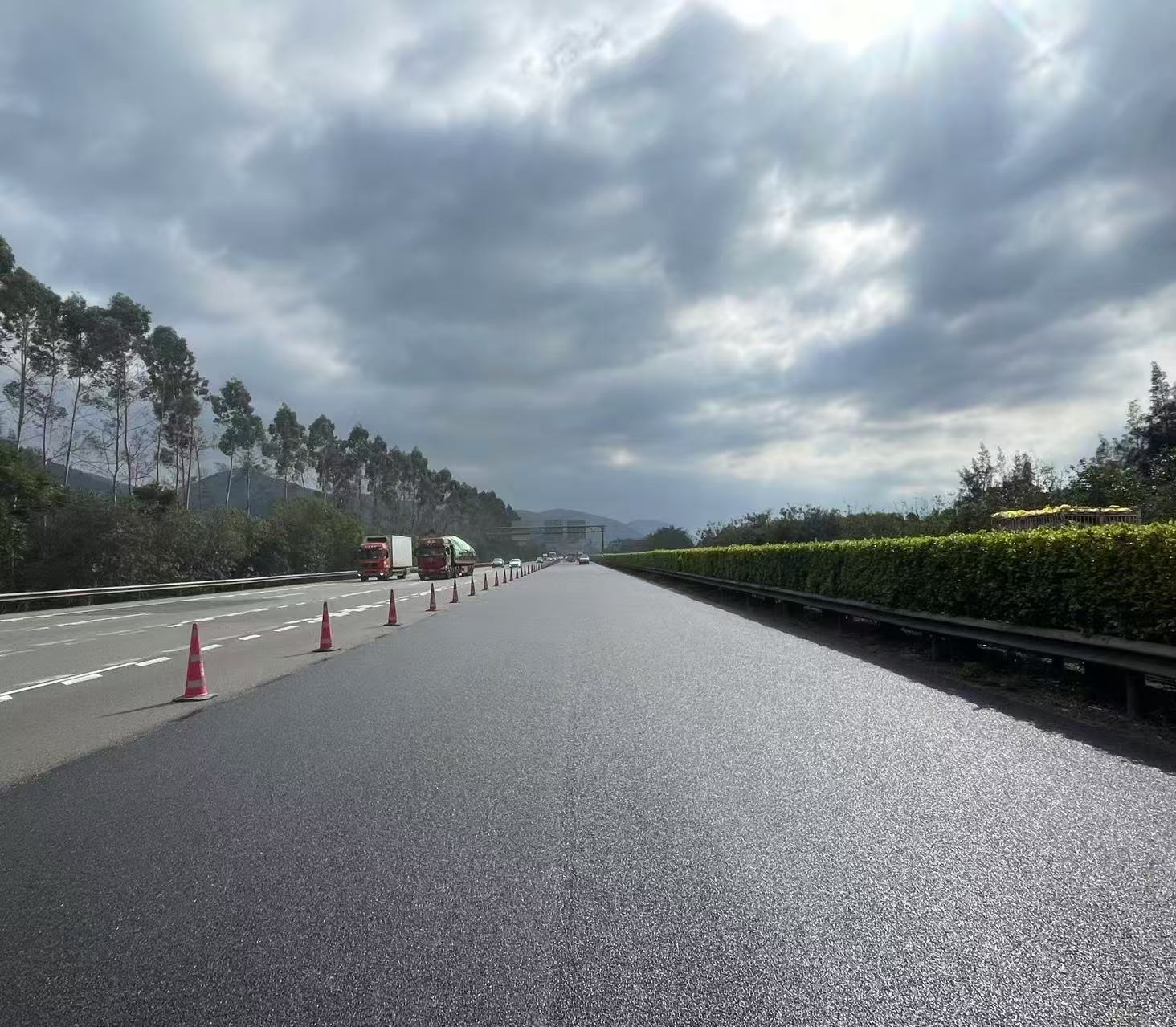 省养护公司参建的6个项目通过竣工验收